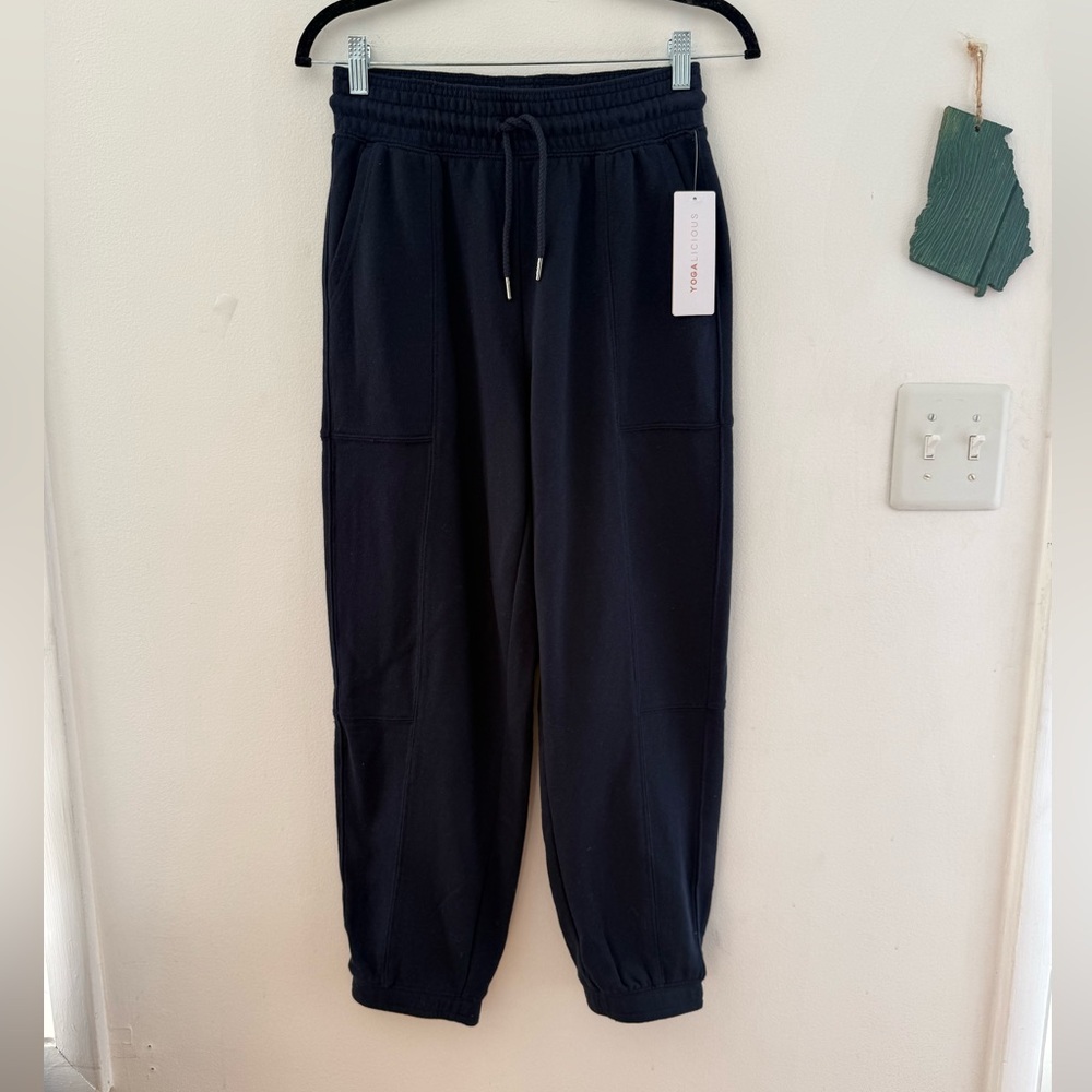 Yogalicious Washed Loop Terry Urban Crescent Jogger NWT XS